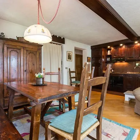 Di Charme A קורמאיור